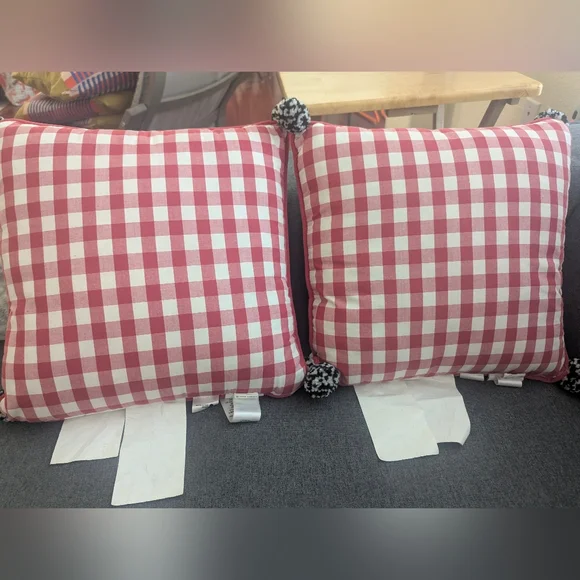 Pottery Barn Kids Holiday Disney Mickey And Minnie Mouse Pillows - Picture 2 of 5